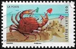 Crabe faisant un château de sable