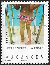 Enfant en maillot de bain